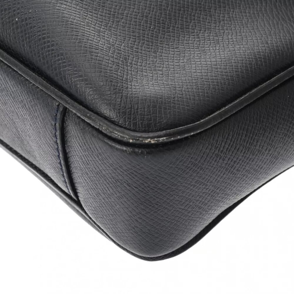 LOUIS VUITTON Taiga Boreal M32640 bag - Picture 9 of 12